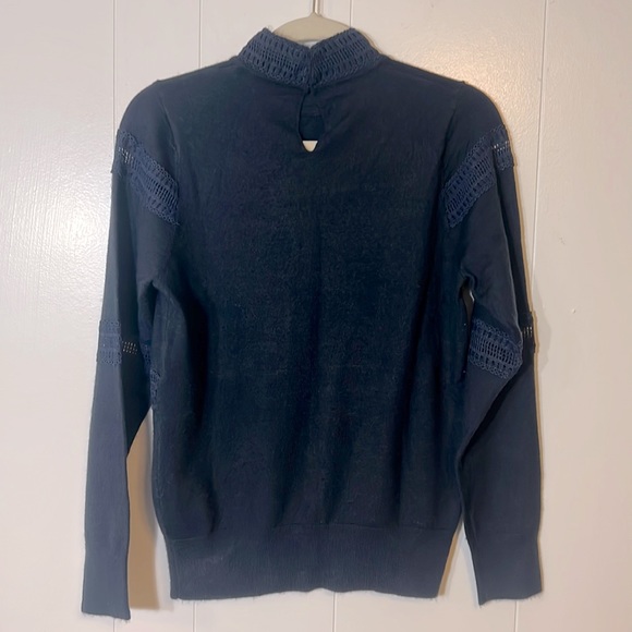 Few moda navy lace mock neck sweater - Picture 2 of 7